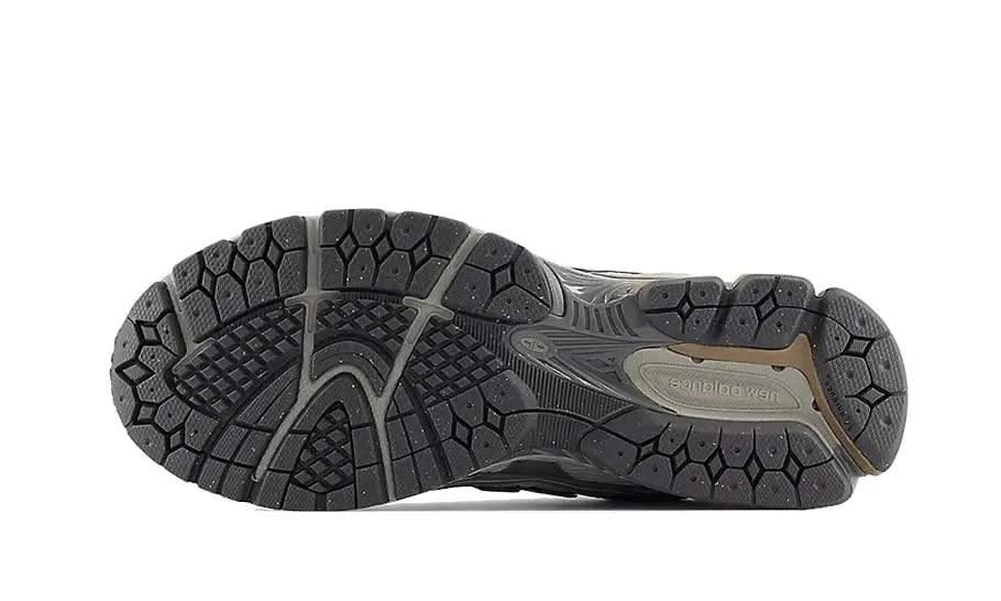 1906N Team Away Grey - MNR Sneakers