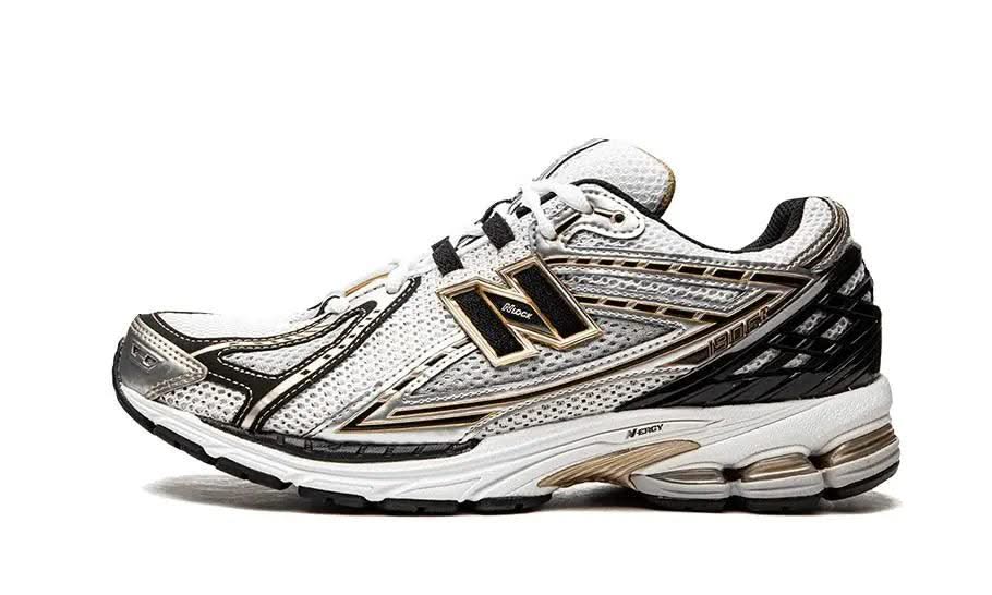1906R White Gold - MNR Sneakers