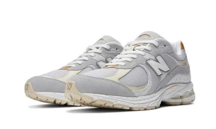2002R Concrete Grey - MNR Sneakers