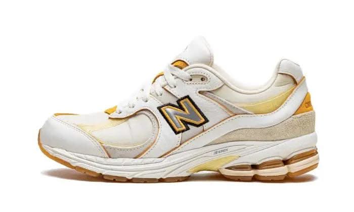 2002R Joe Freshgoods Conversations Amongst Us - MNR Sneakers