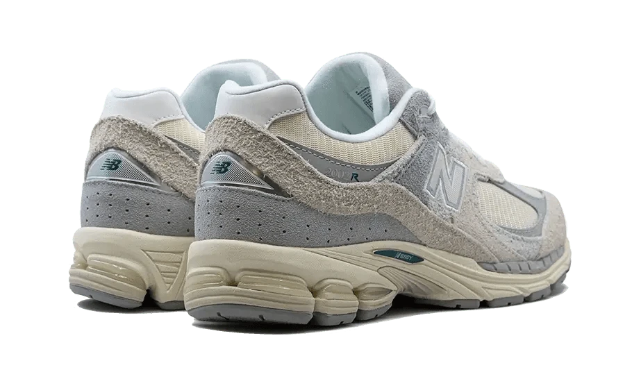 2002R Linen - MNR Sneakers