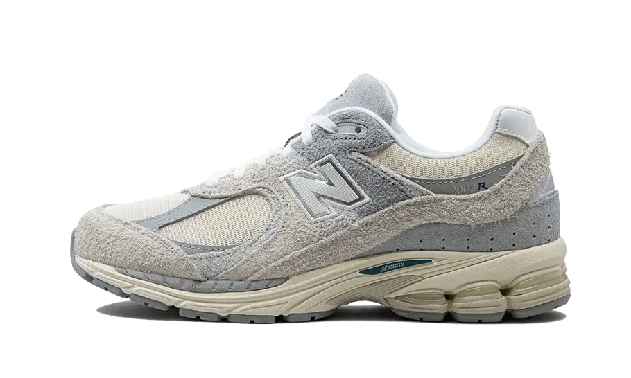 2002R Linen - MNR Sneakers