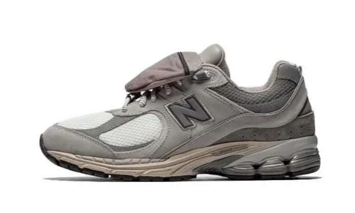 2002R Pocket Grey - MNR Sneakers