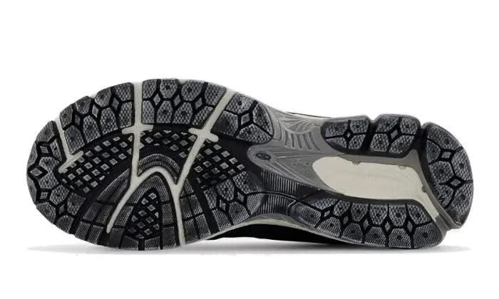 2002R Protection Pack Dark Navy - MNR Sneakers