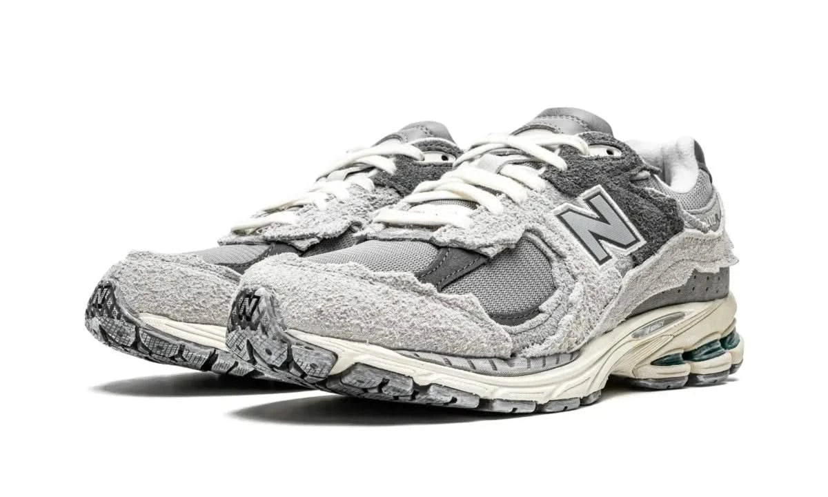 2002R Protection Pack Rain Cloud - MNR Sneakers