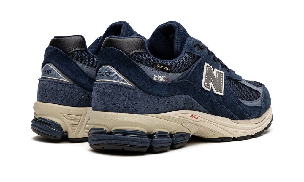 2002R Gore-Tex Navy Arctic Grey