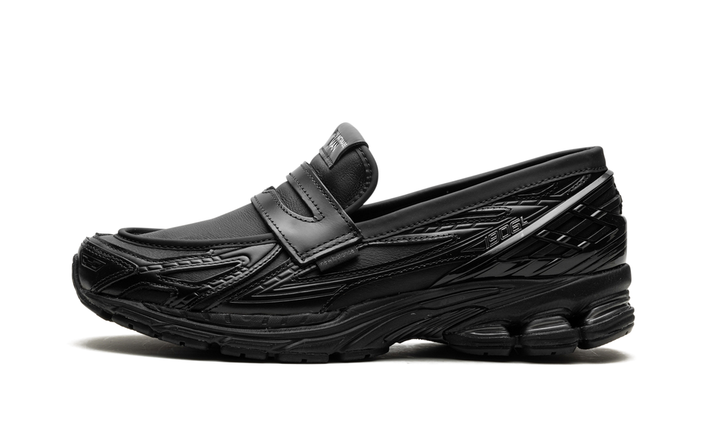 1906L Junya Watanabe MAN Black - MNR Sneakers