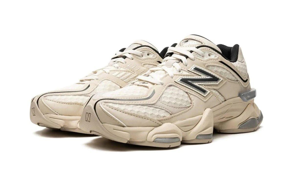 9060 Cream Black - MNR Sneakers