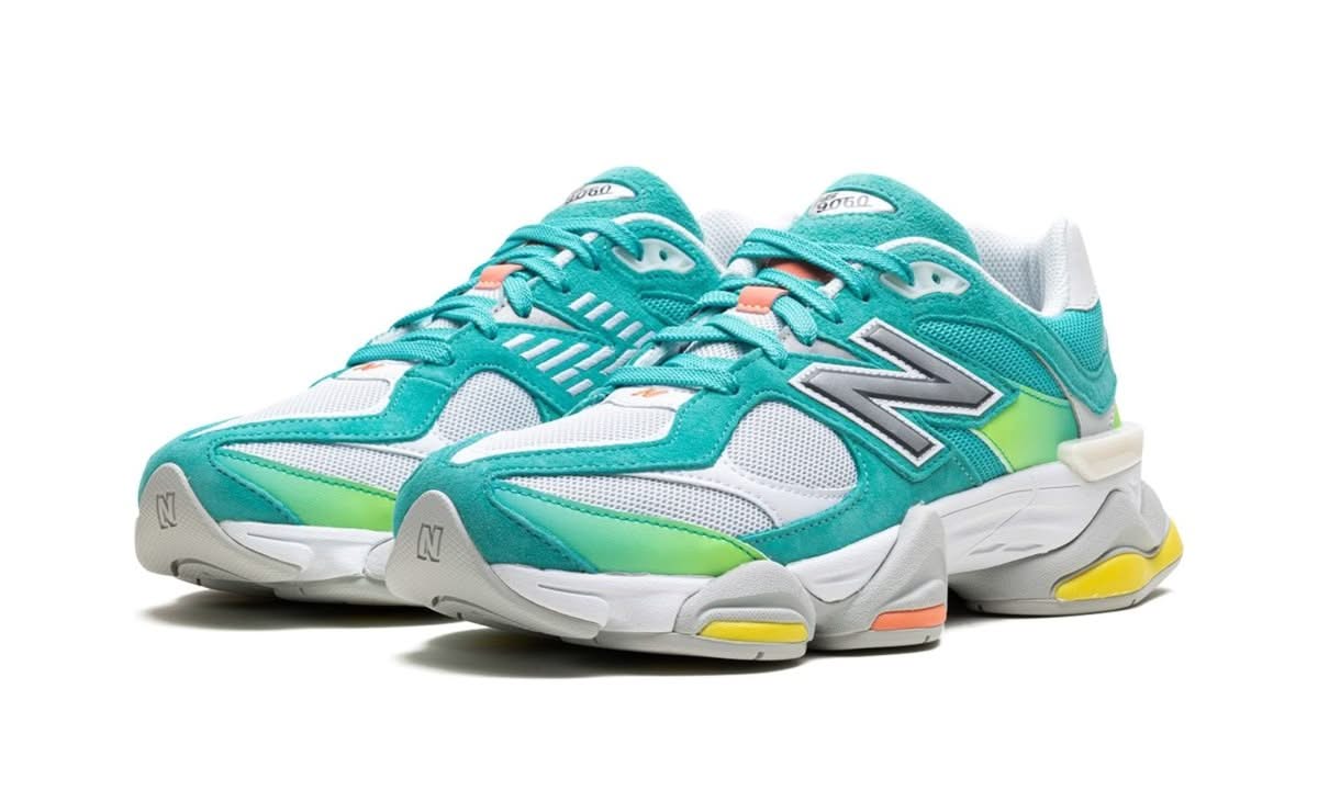 9060 DTLR Cyan Burst - MNR Sneakers