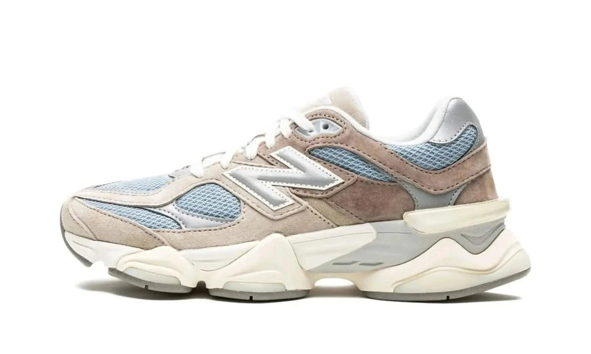 9060 Mushroom - MNR Sneakers