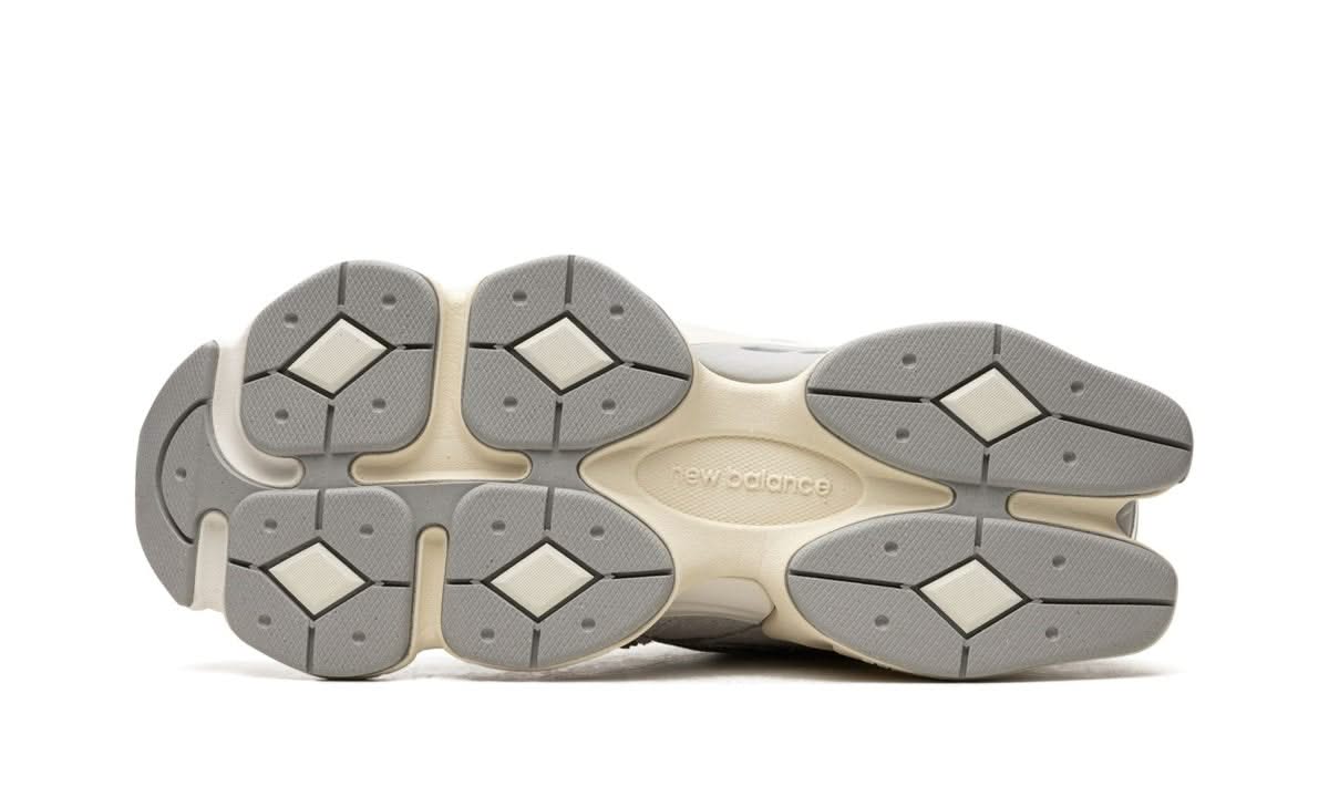 9060 Quartz - MNR Sneakers