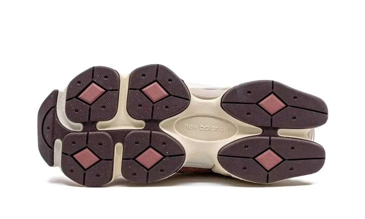 9060 Sea Salt Cherry Blossom - MNR Sneakers