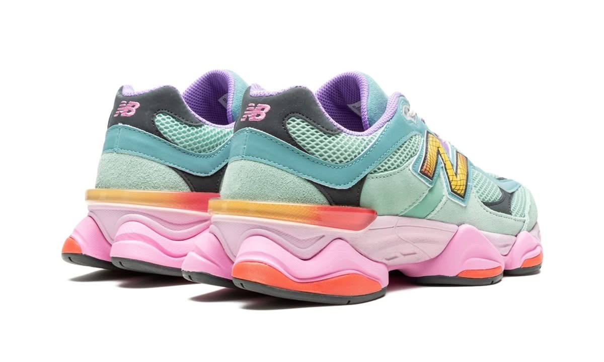 9060 Warped Multi-Color - MNR Sneakers