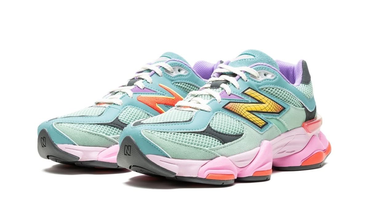 9060 Warped Multi-Color - MNR Sneakers