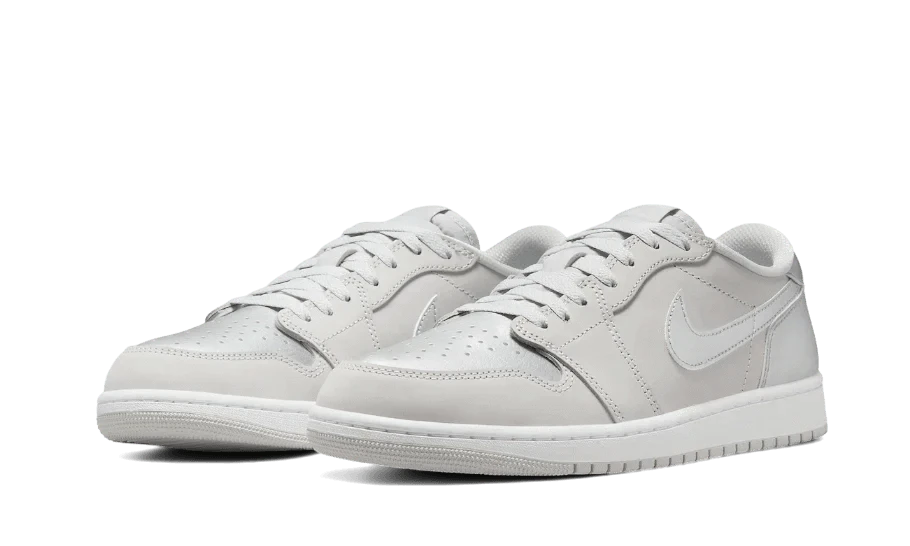 Air Jordan 1 Low OG Metallic Silver - MNR Sneakers