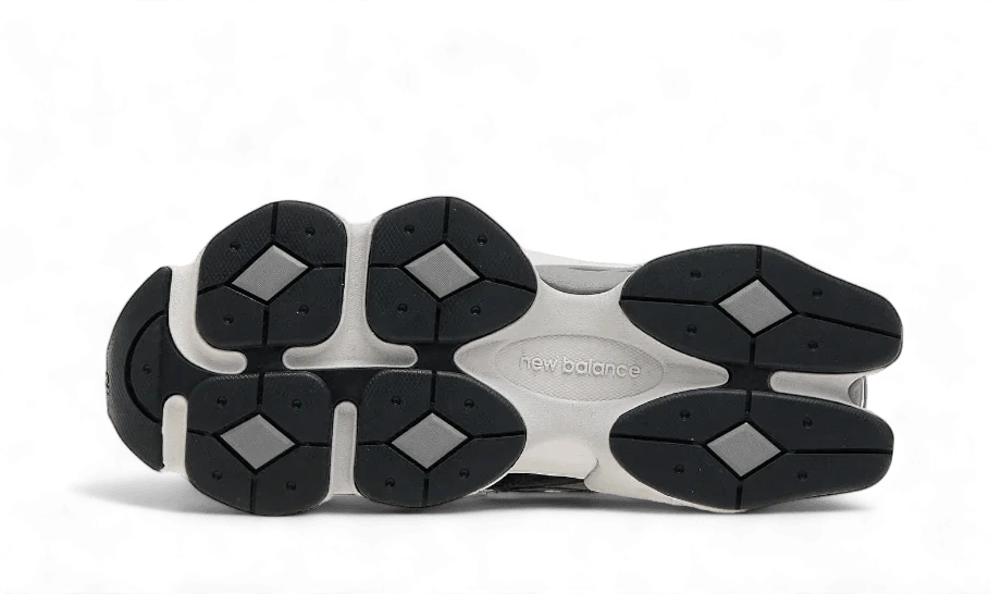 9060 Black Phantom Magnet Silver Metallic - MNR Sneakers