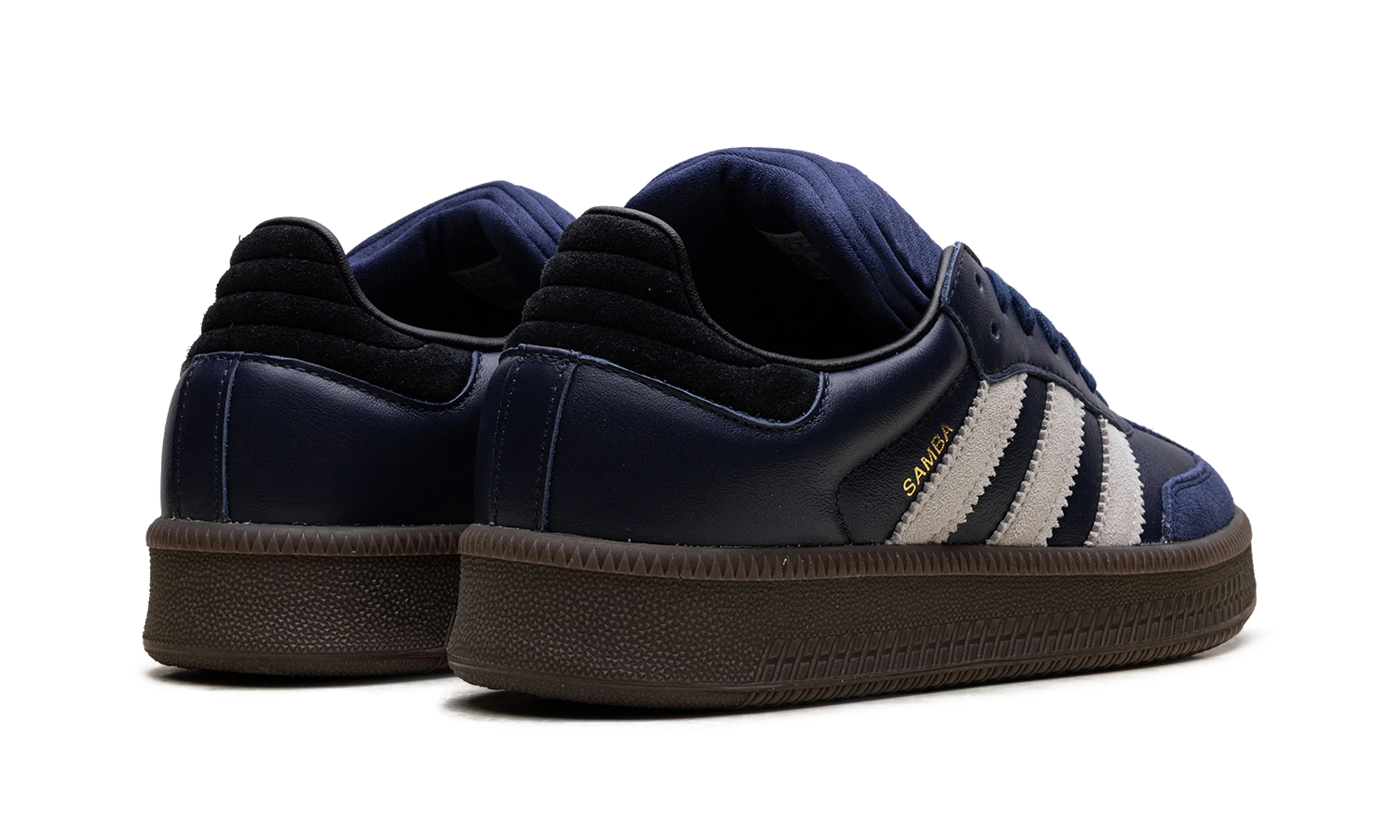 Vue arrière des talons de la Adidas Samba XLG Dark Blue.