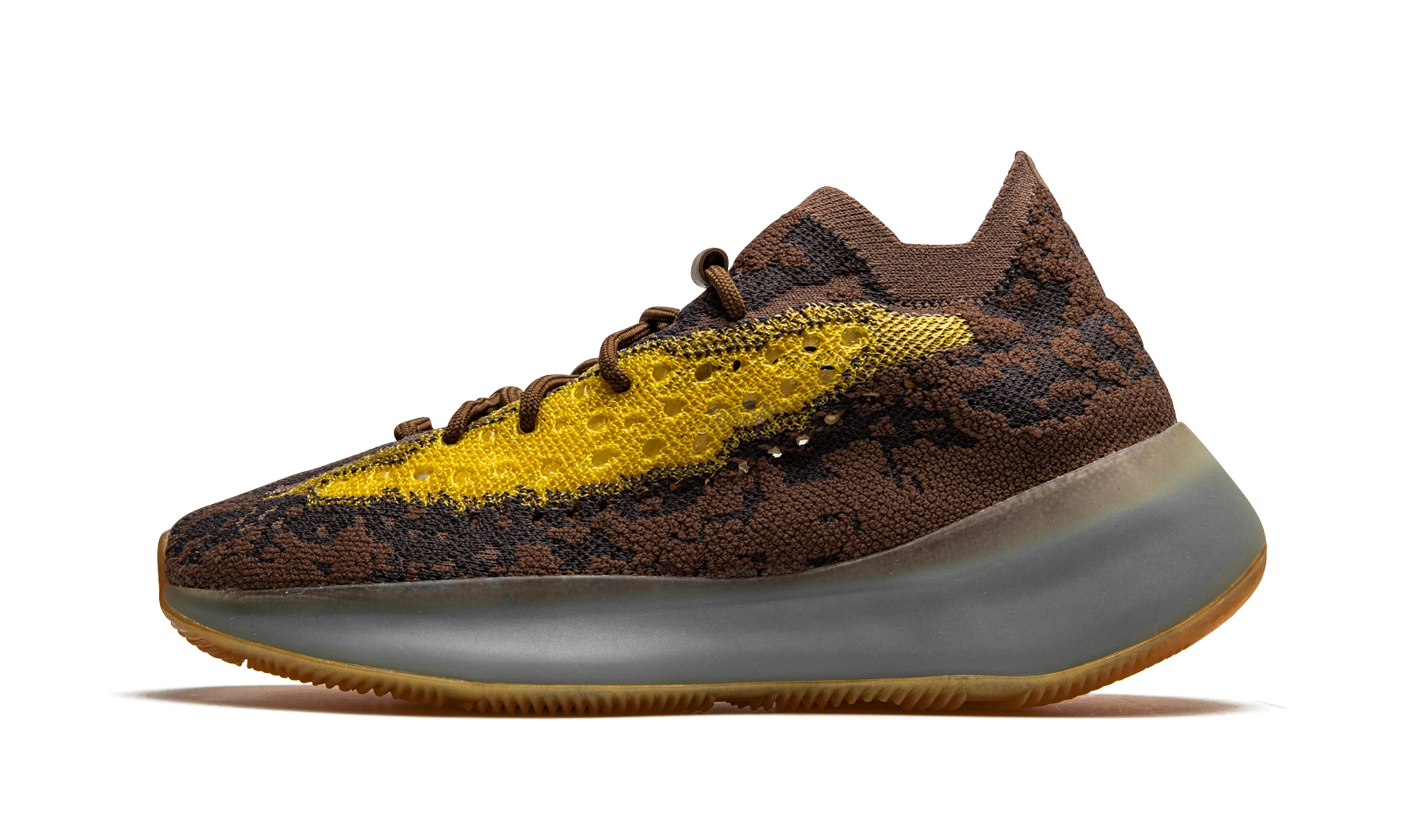 Détail du côté intérieur de la basket Adidas Yeezy Boost 380 Lmnte Reflective multicolore.