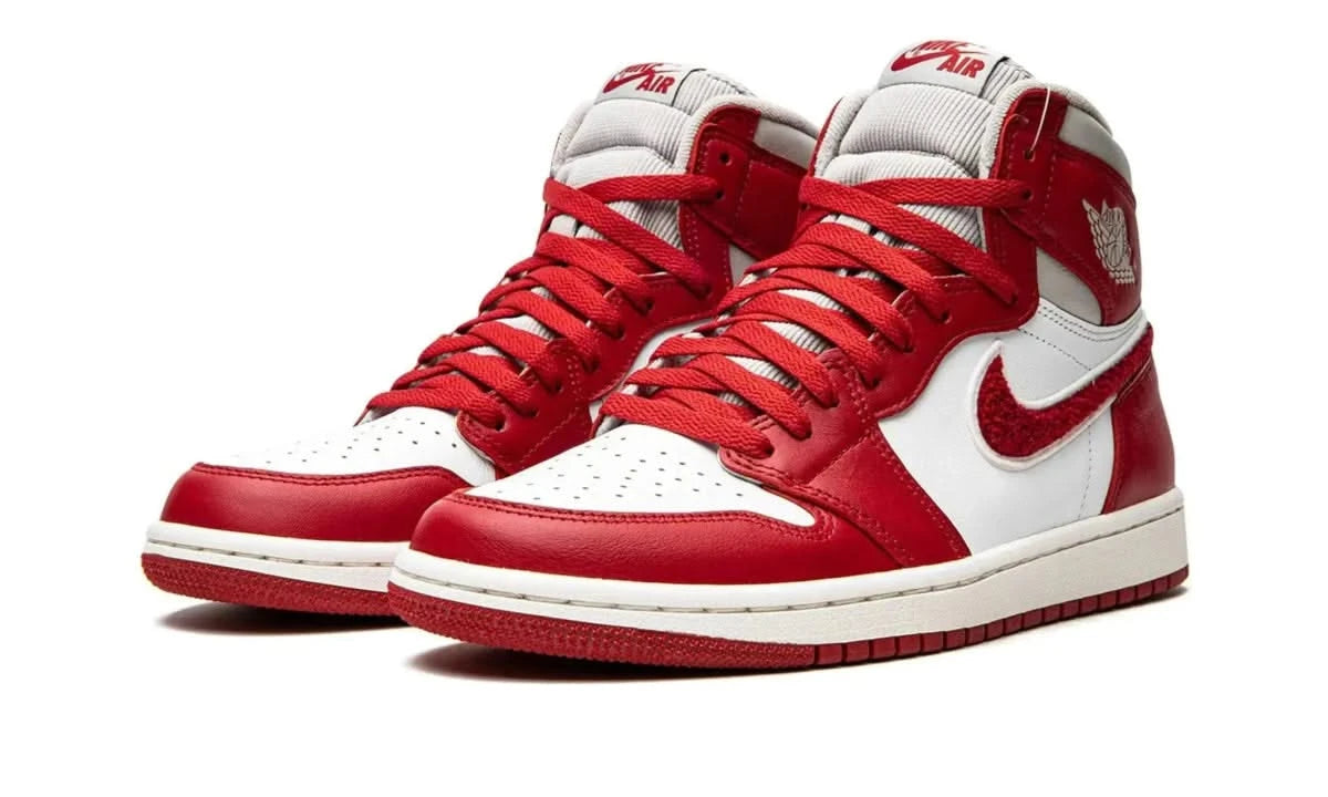Air Jordan 1 High OG Varsity Red (Chenille) - MNR Sneakers