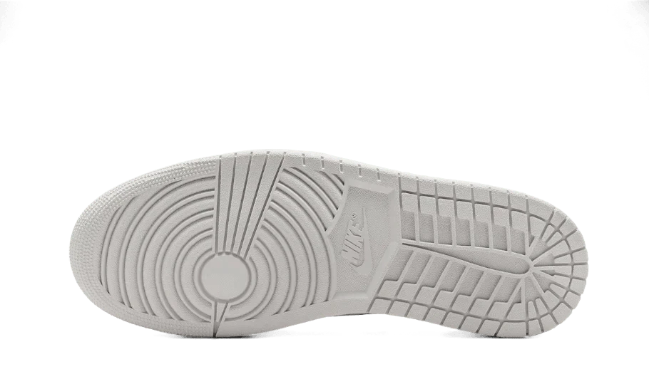 Air Jordan 1 Low OG Metallic Silver - MNR Sneakers