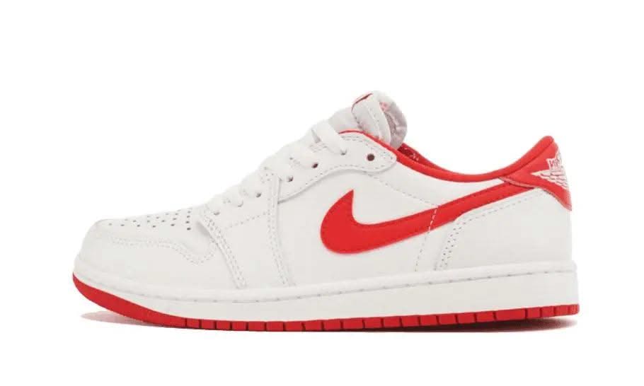 Air Jordan 1 Low OG University Red - MNR Sneakers