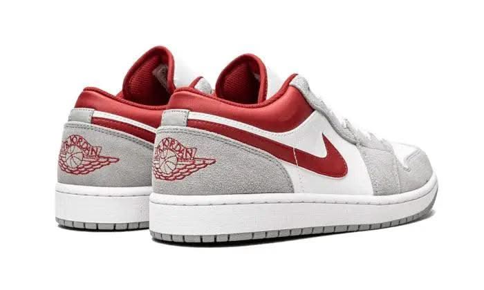 Air Jordan 1 Low SE Light Smoke Grey Gym Red - MNR Sneakers