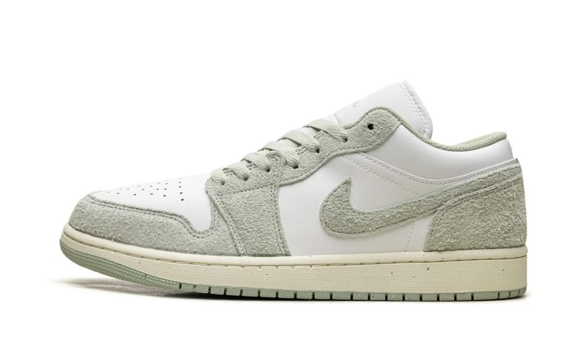 Air Jordan 1 Low SE Seafoam - MNR Sneakers