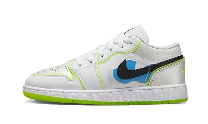 Air Jordan 1 Low SE Warped Swoosh - MNR Sneakers