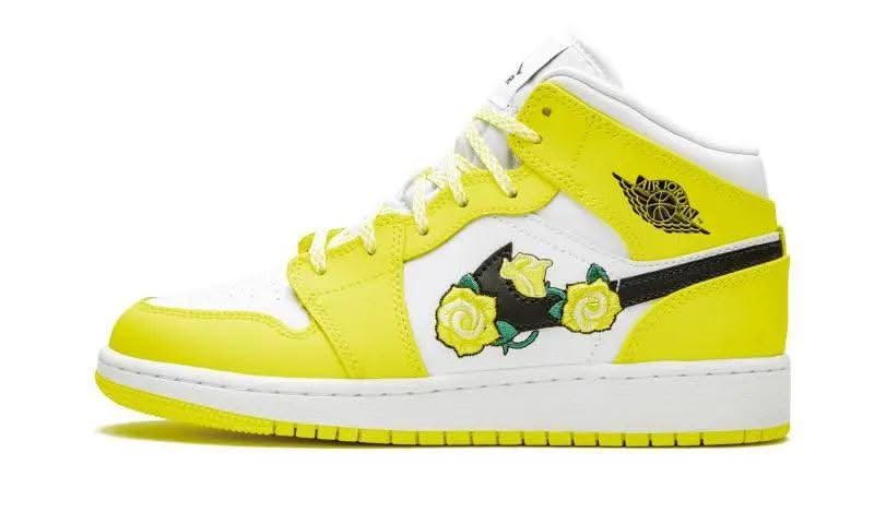 Air Jordan 1 Mid Dynamic Yellow - MNR Sneakers