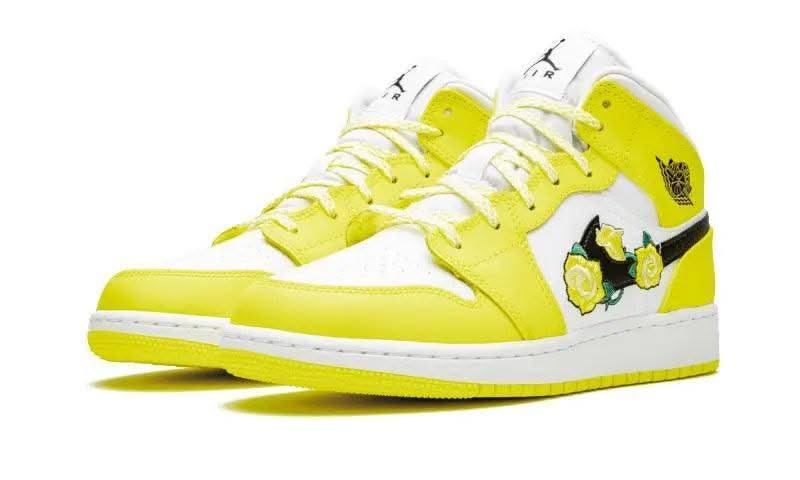 Air Jordan 1 Mid Dynamic Yellow - MNR Sneakers