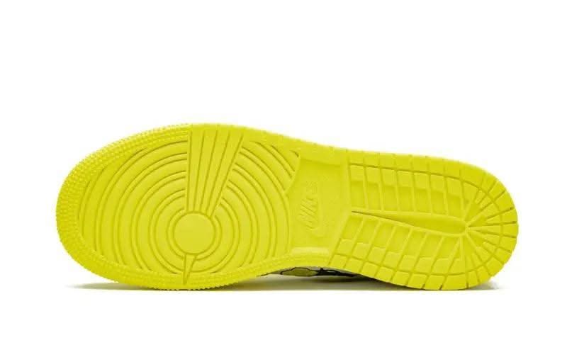 Air Jordan 1 Mid Dynamic Yellow - MNR Sneakers