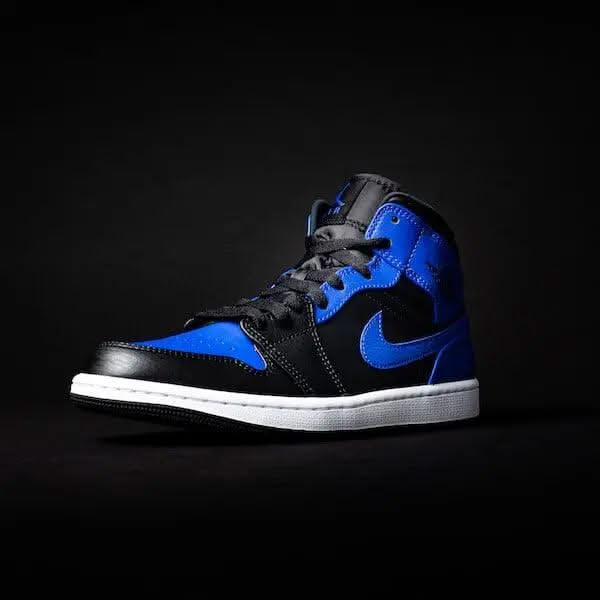 Air Jordan 1 Mid Hyper Royal Tumbled Leather - MNR Sneakers