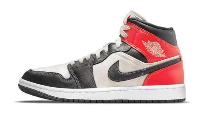 Air Jordan 1 Mid Light Orewood Brown - MNR Sneakers