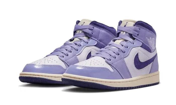 Air Jordan 1 Mid Purple Chenille - MNR Sneakers