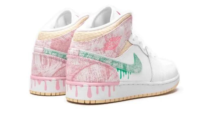 Air Jordan 1 Mid SE Paint Drip - MNR Sneakers
