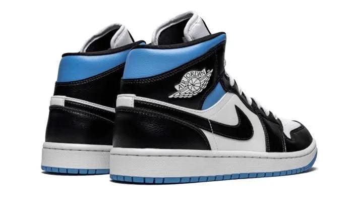 Air Jordan 1 Mid University Black White - MNR Sneakers