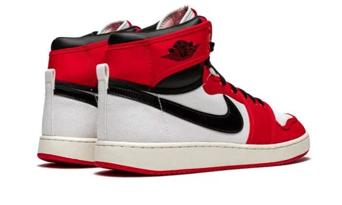 Air Jordan 1 Retro AJKO Chicago (2021) - MNR Sneakers