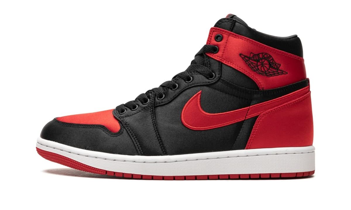 Air Jordan 1 Retro High OG Satin Bred - MNR Sneakers
