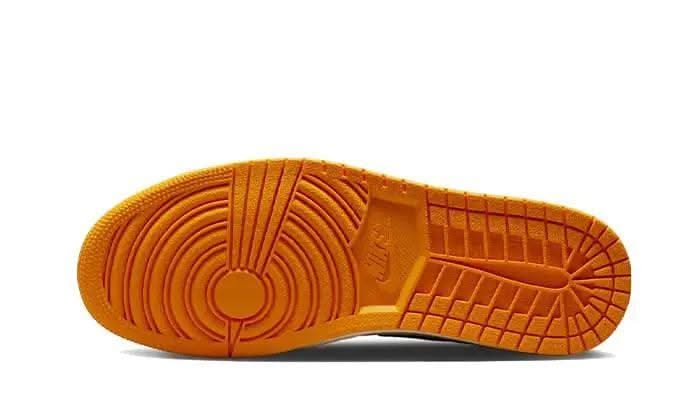 Air Jordan 1 Retro High OG Yellow Toe - MNR Sneakers