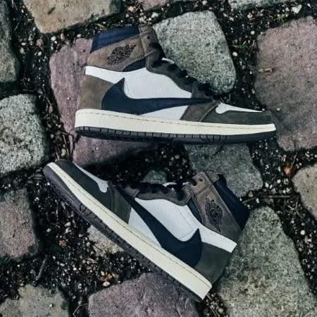 Air Jordan 1 Retro High Travis Scott "Cactus Jack" - MNR Sneakers
