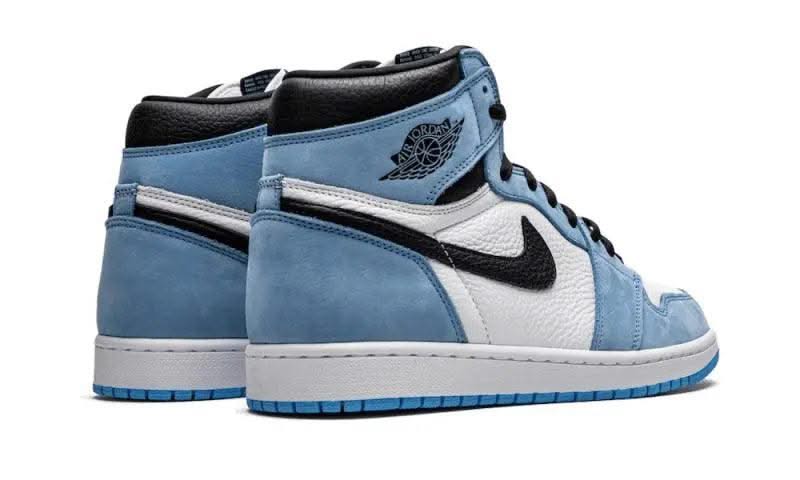 Air Jordan 1 Retro High University Blue - MNR Sneakers