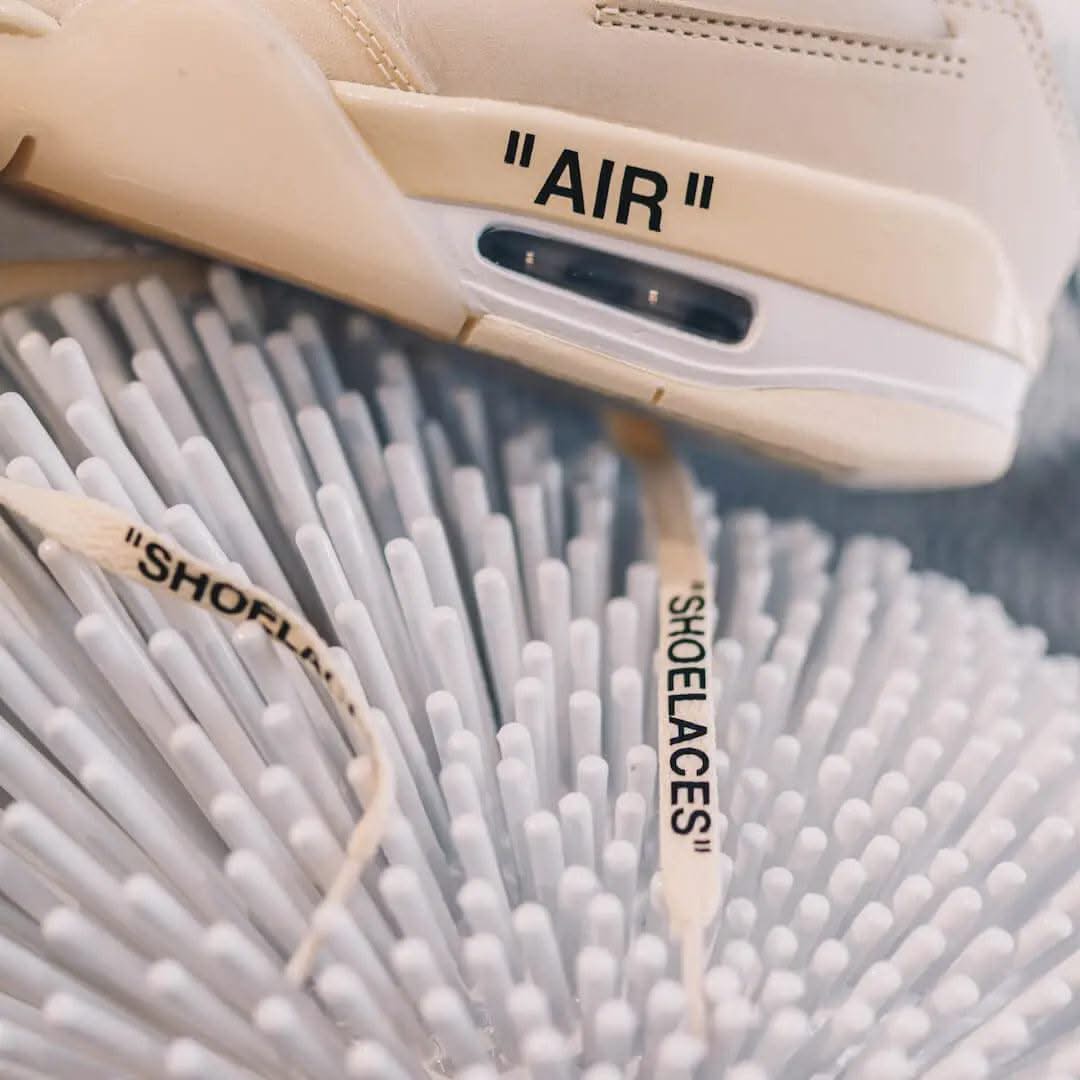 Air Jordan 4 Retro Off-White Sail - MNR Sneakers