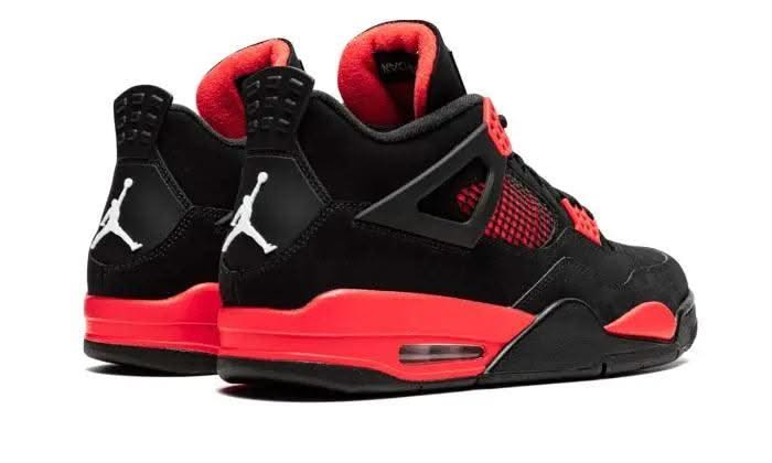Air Jordan 4 Retro Red Thunder - MNR Sneakers