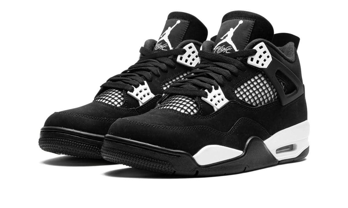 Air Jordan 4 Retro White Thunder - MNR Sneakers