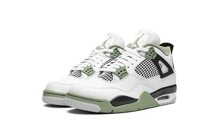 Air Jordan 4 Seafoam - MNR Sneakers