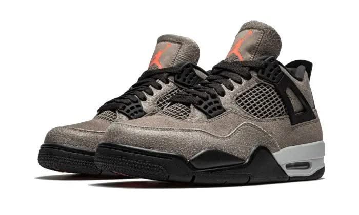 Air Jordan 4 Taupe Haze - MNR Sneakers