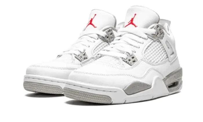 Air Jordan 4 Tech White (White Oreo) - MNR Sneakers