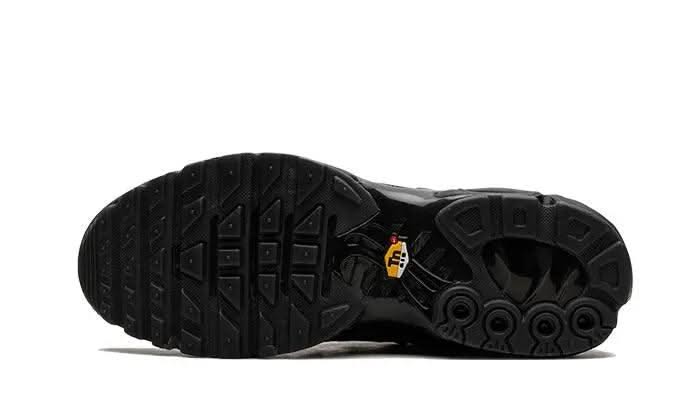 Air Max Plus A-COLD-WALL Black - MNR Sneakers