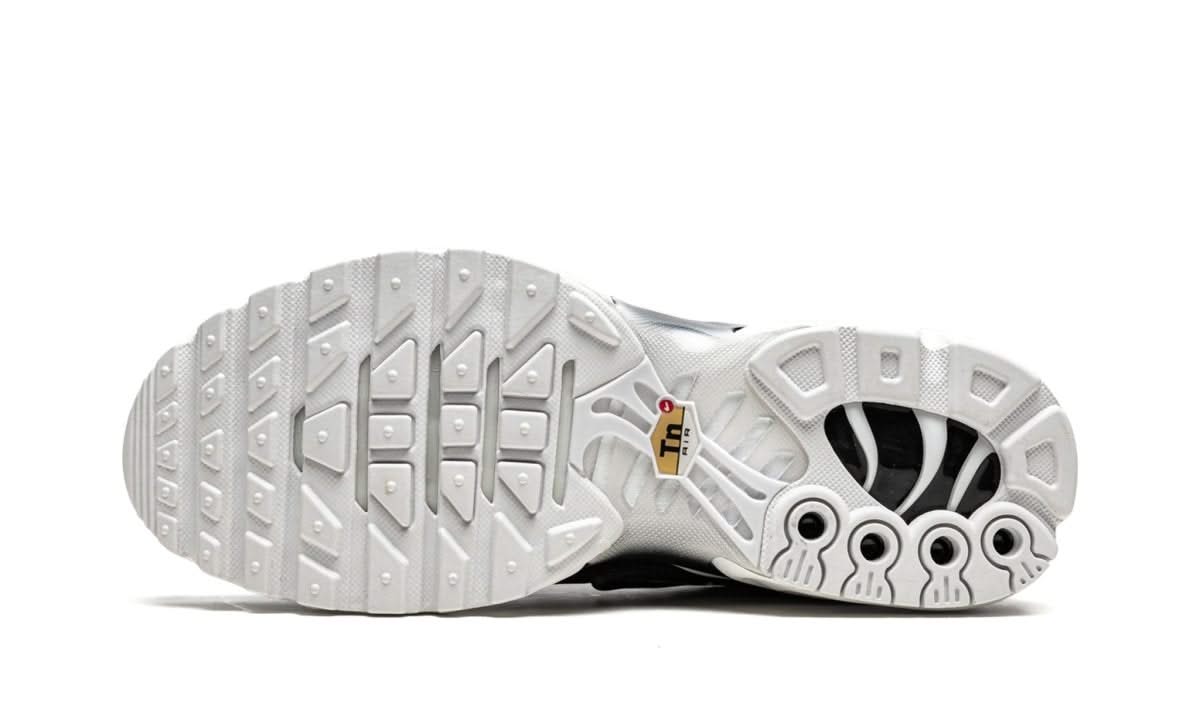Air Max Plus Black White - MNR Sneakers