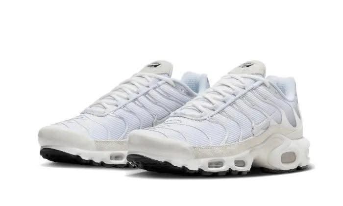 Air Max Plus Sail Pure Platinum Silver - MNR Sneakers